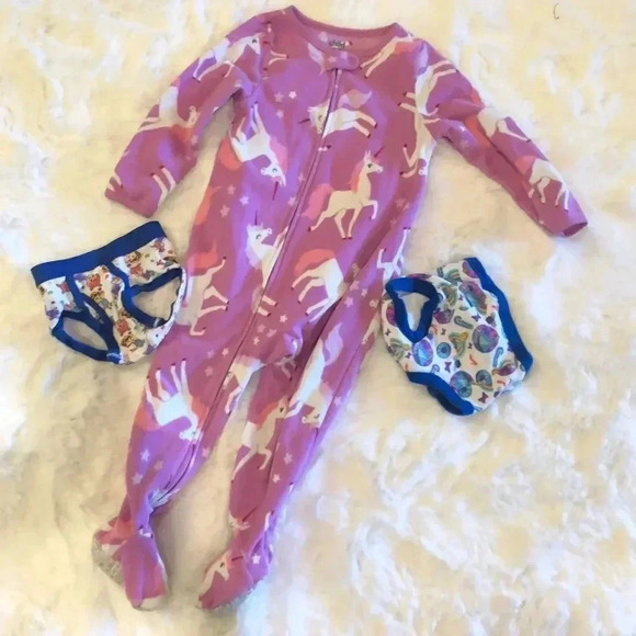 unicorn one piece footed pajamas bundle with training undies - Picture 1 of 4